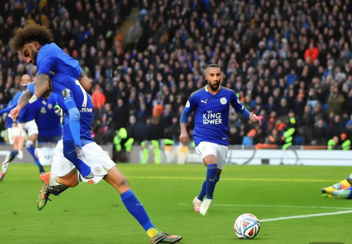 2018英超经典对决：利物浦vs莱斯特城激情对决回顾(图3)